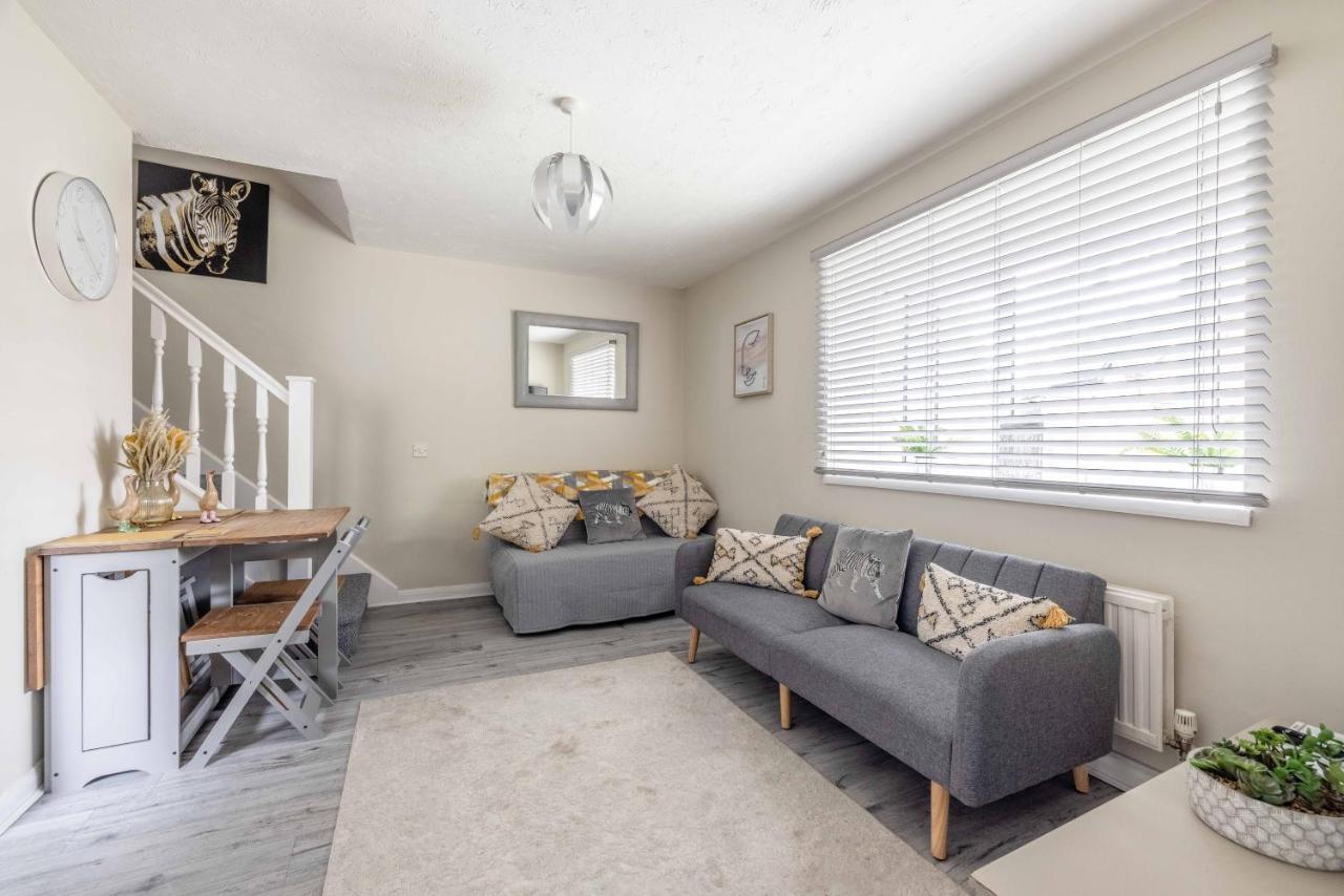 Villa Windsor Burnham Ascot Haven Sleeps 4 à Slough Extérieur photo