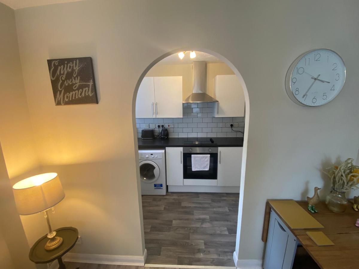 Villa Windsor Burnham Ascot Haven Sleeps 4 à Slough Extérieur photo